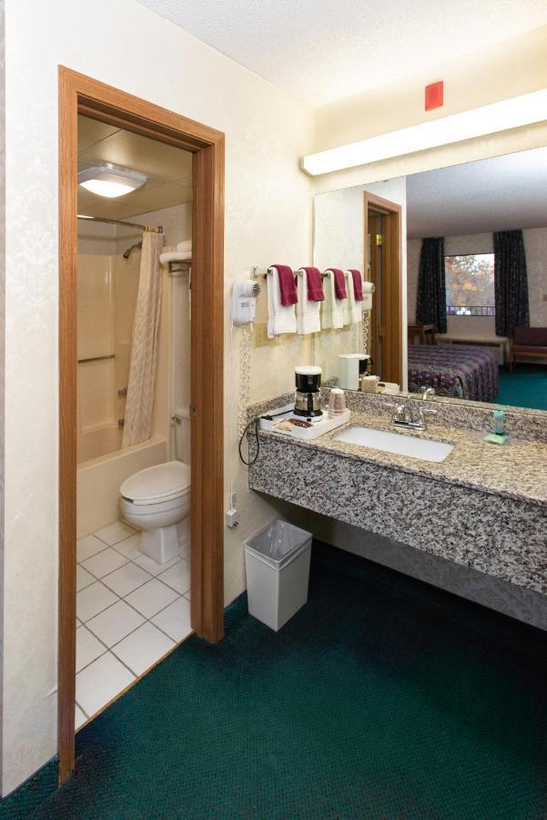 Express Inn Eureka Springs Zewnętrze zdjęcie